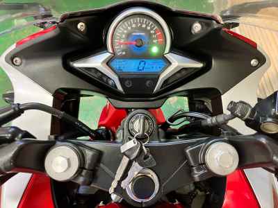 Honda CBR250R