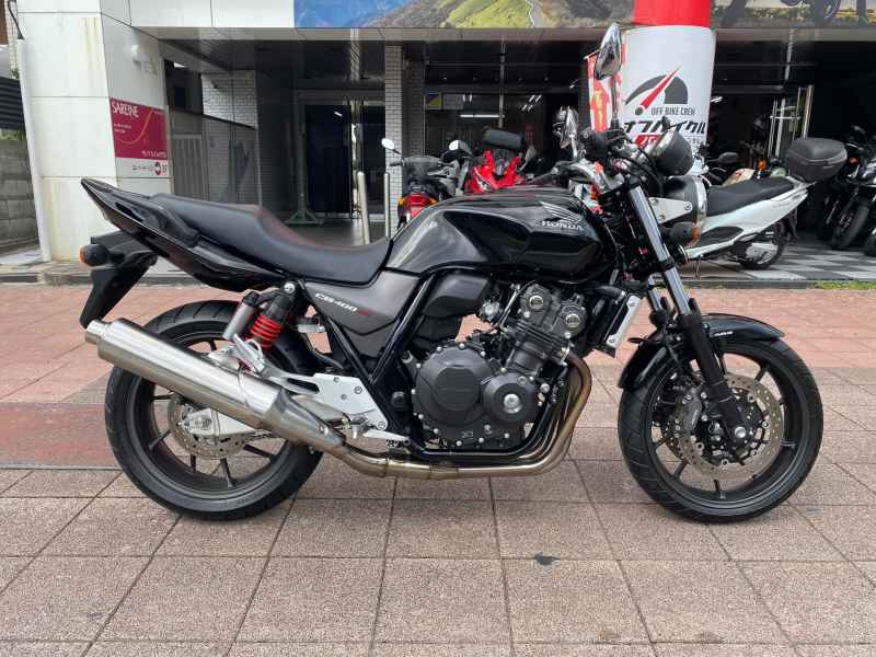 Honda CB400SF 2022