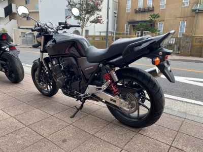 Honda CB400SF 2022