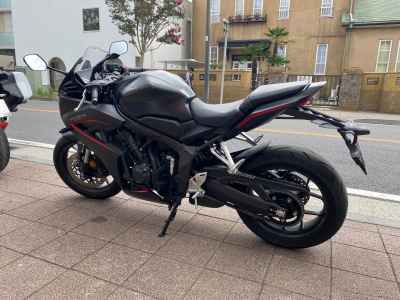 Honda CBR650R E-Clutch 2024
