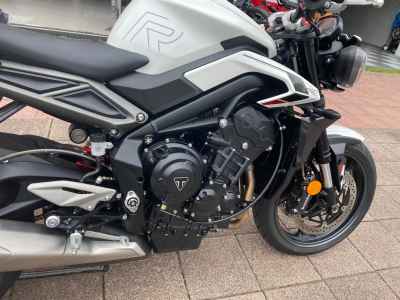 Triumph Street Triple R 2024