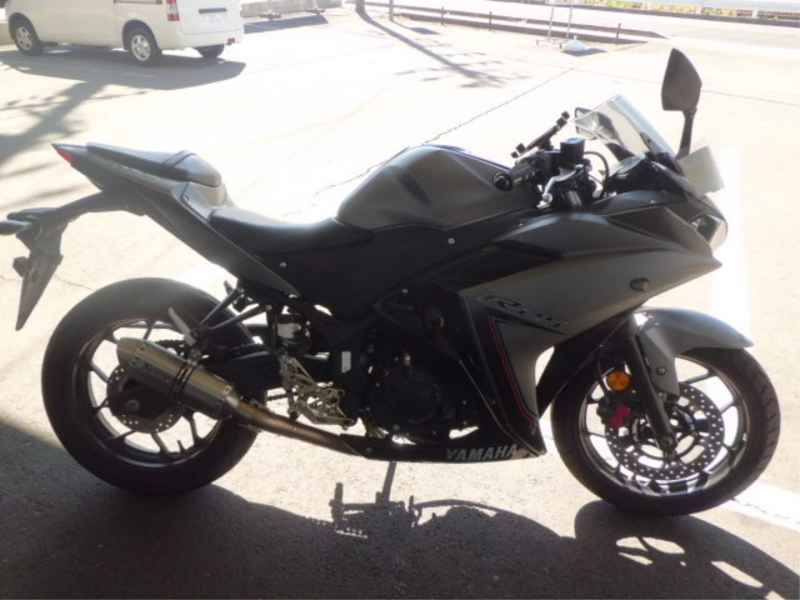 Yamaha YZF-R25 2016