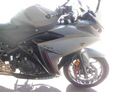 Yamaha YZF-R25 2016