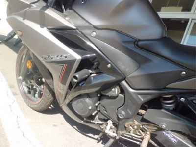 Yamaha YZF-R25 2016