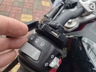 BMW G310R 2023