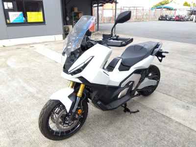Honda X-Adv 750 2025