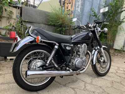 Yamaha SR400 2005