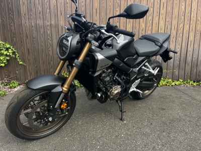 Honda CB650R 2024