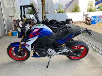 BMW F900R 2025
