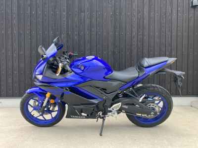 Yamaha YZF-R25 2019