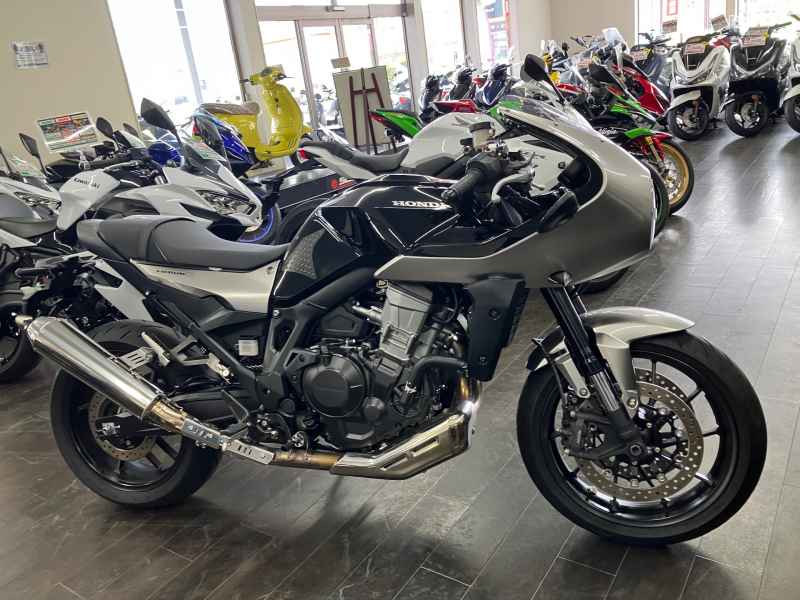 Honda Hawk 11 2022