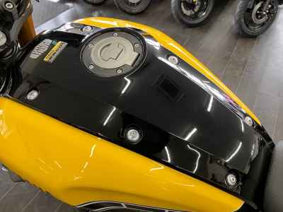 Yamaha XSR700 2022