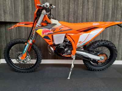 KTM 125 Duke 2025