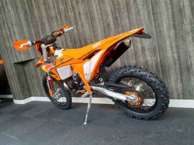 KTM 125 Duke 2025