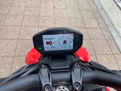 Ducati Streetfighter V2 2022