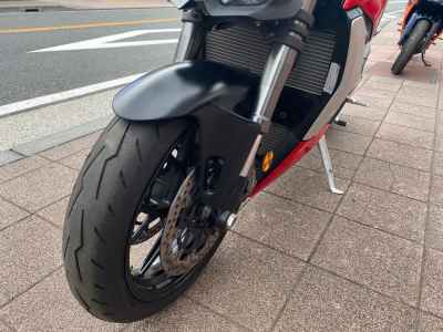 Ducati Streetfighter V2 2022