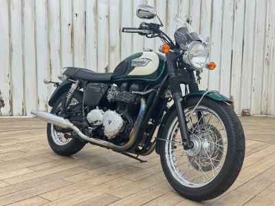 Triumph Bonneville T100 2009