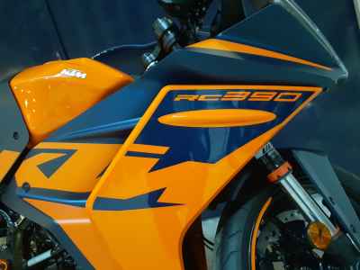 KTM RC 390 2022