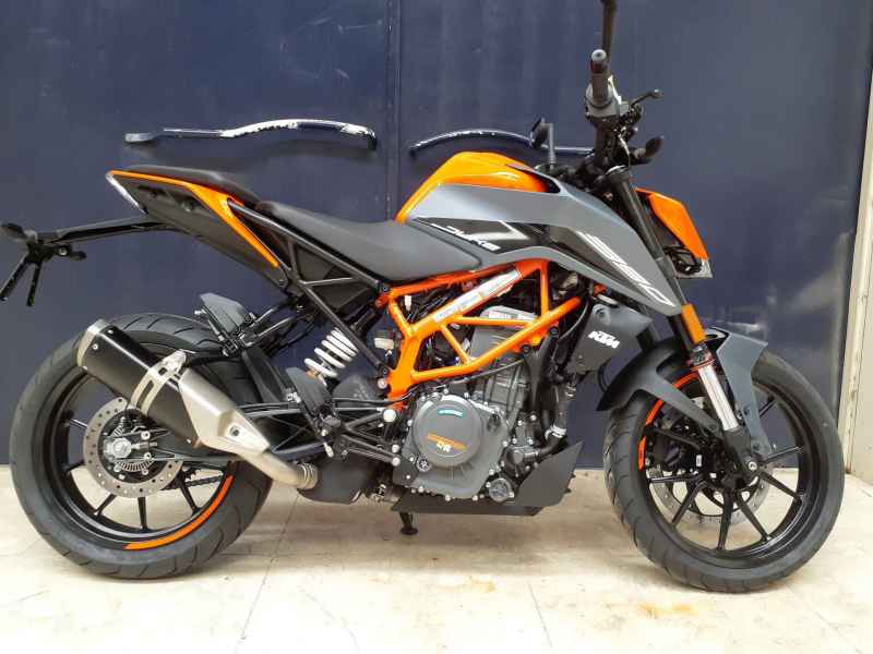 KTM 390 Duke 2023