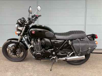Honda CB1100 2021