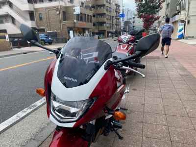 Honda CB400 Super Boldor 2022