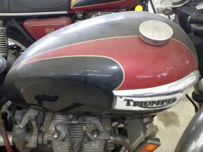 Triumph T150