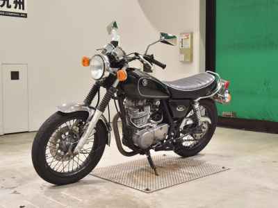 Yamaha SR400 2005