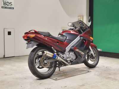 Kawasaki ZZR250