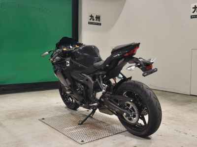 Kawasaki Ninja ZX-25R 2022