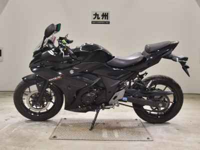 Suzuki GSX250R