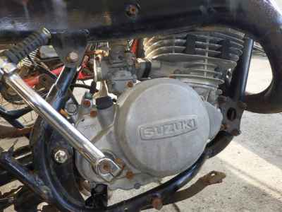 Suzuki TS250