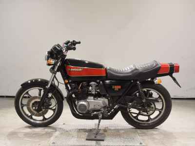 Kawasaki Z400FX