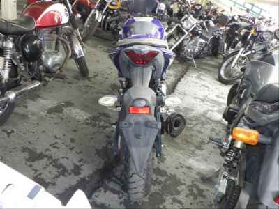 Yamaha YZF-R25 2015