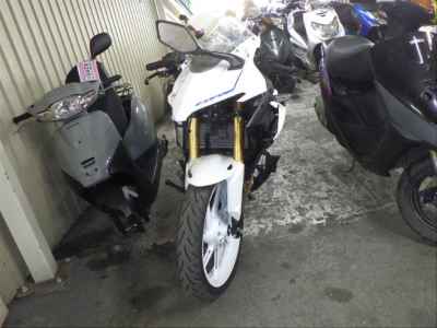 Honda CBR250RR 2023