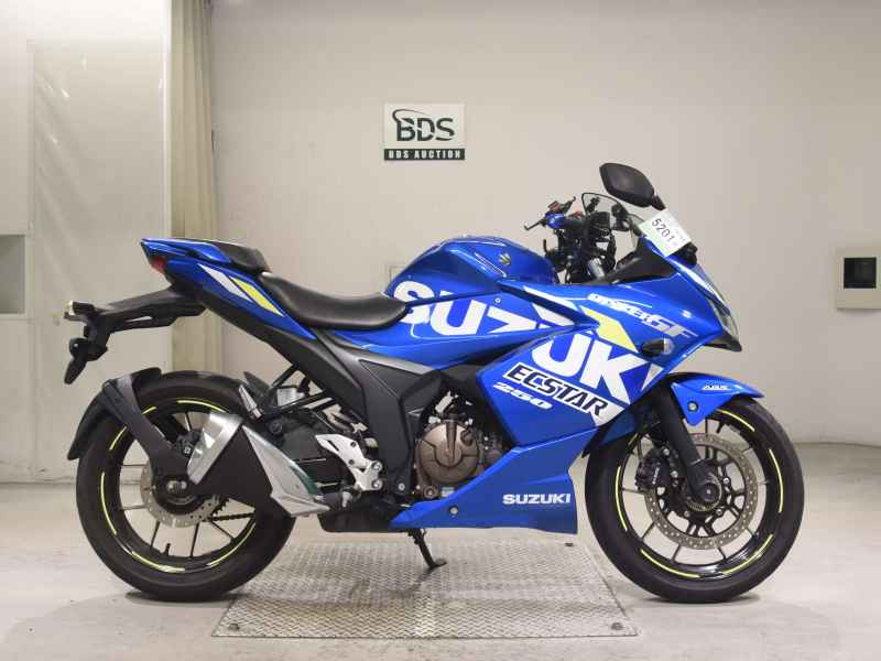 Suzuki Gixxer 250SF