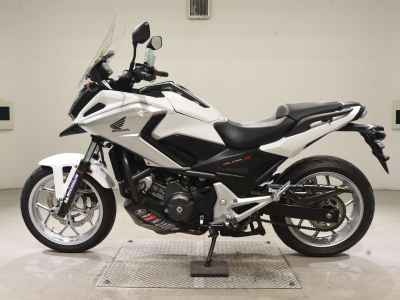 Honda NC750X 2017