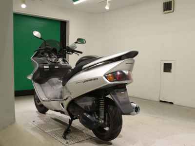 Honda Forza