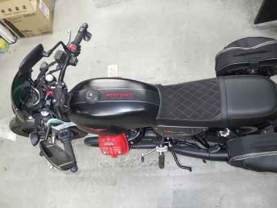 Moto Guzzi V7 III Carbon 2019