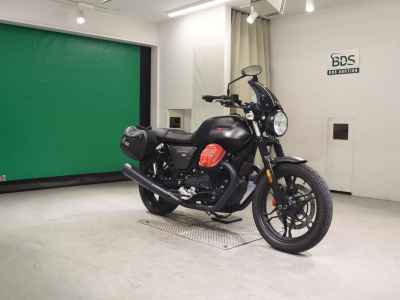 Moto Guzzi V7 III Carbon 2019