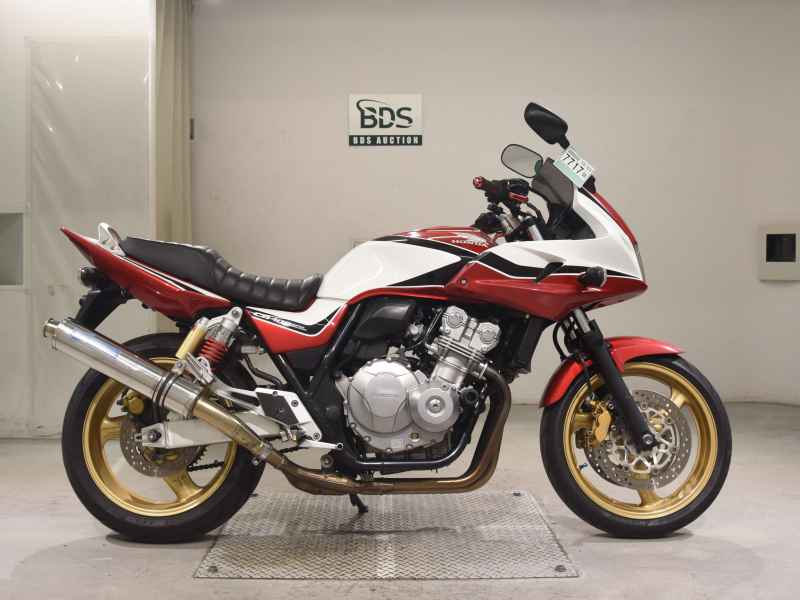 Honda CB400SFV Boldor 2010