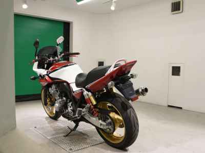 Honda CB400SFV Boldor 2010