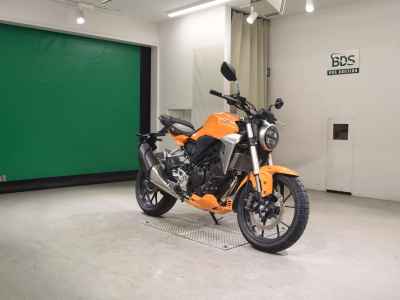 Honda CB250R 2019