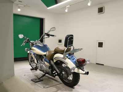 Yamaha XVS250 Drag Star 2012