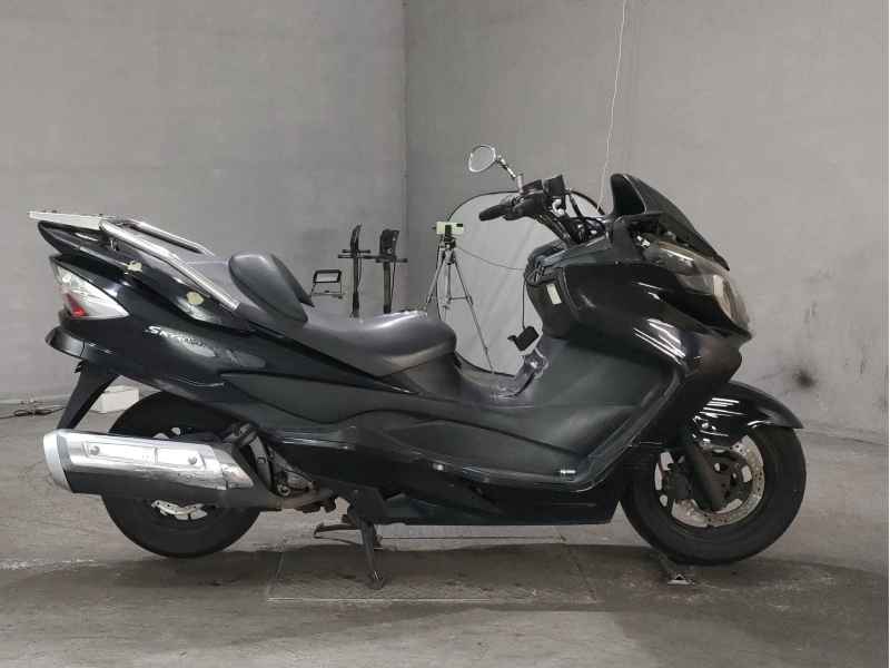Suzuki Skywave 250S