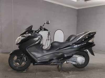 Suzuki Skywave 250S
