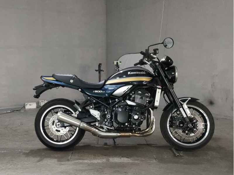 Kawasaki Z900RS 2022