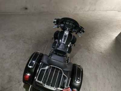Harley-Davidson FLHTCUTG1690 Trike 2015