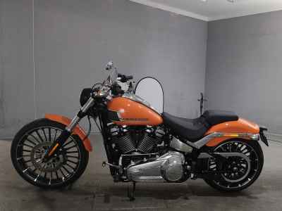 Harley-Davidson Breakout FXBR1920 2024