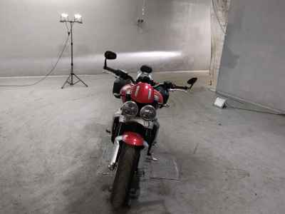 Triumph Rocket 3R 2021