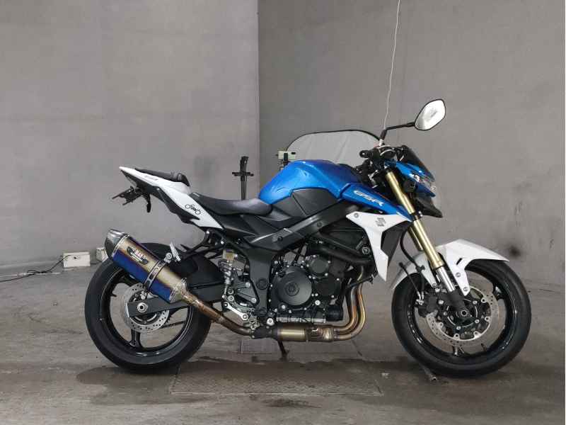 Suzuki GSR750 2014